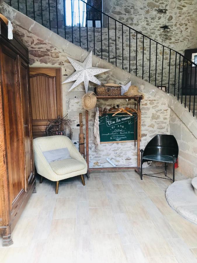 Ferme St Pierre 2 Suites Avec Repas, Piscine, Clim, Cheminee Ou Baignoire Spa Chabeuil Exterior photo